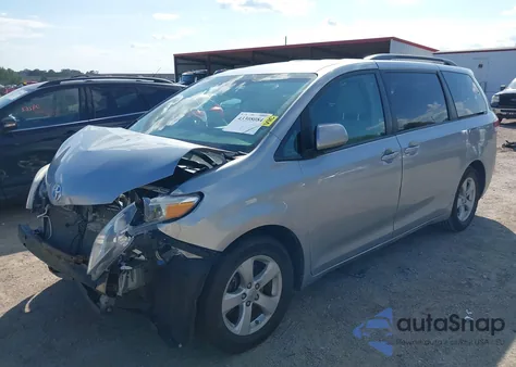 2014 Toyota Sienna Le V6 8 Passenger from USA, damaged, VIN 5TDKK3DC7ES437314